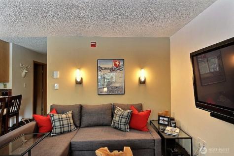 220 Tanner Way Snoqualmie Pass WA 98068