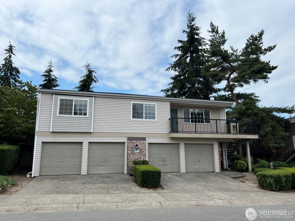 14309 NE 7th Place Bellevue WA 98007