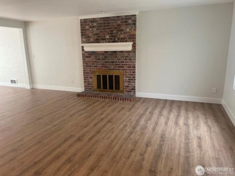 14309 NE 7th Place Bellevue WA 98007