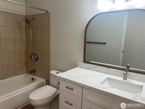 14309 NE 7th Place Bellevue WA 98007