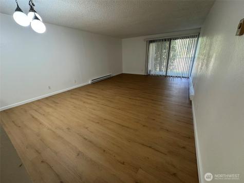 6479 137th Avenue NE Redmond WA 98052