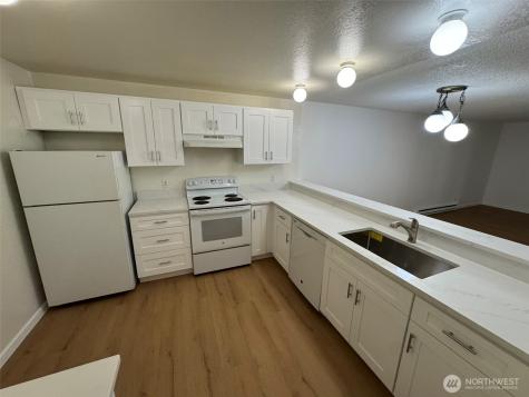 6479 137th Avenue NE Redmond WA 98052