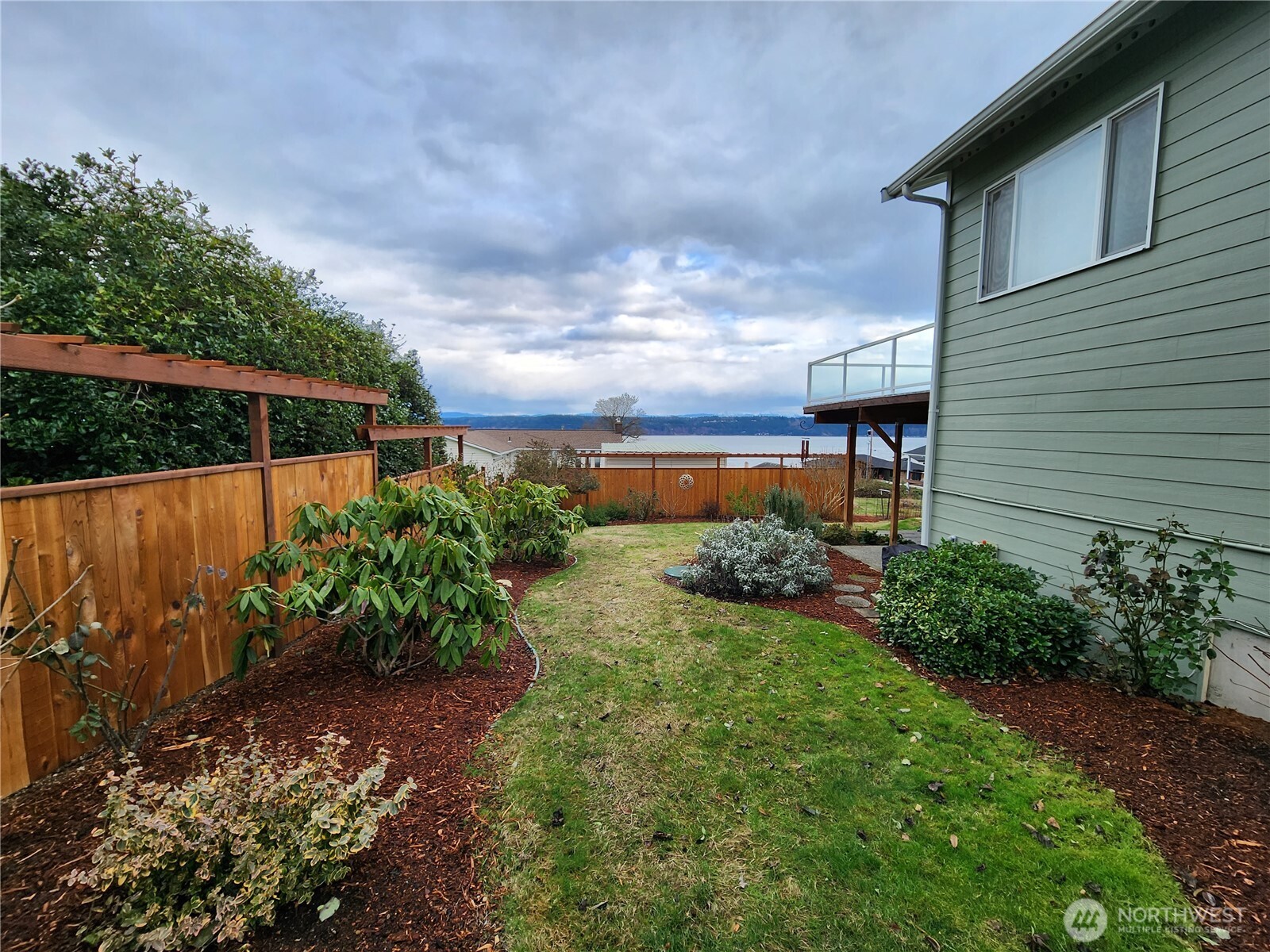 2919 Viewmont Place Camano Island WA 98282