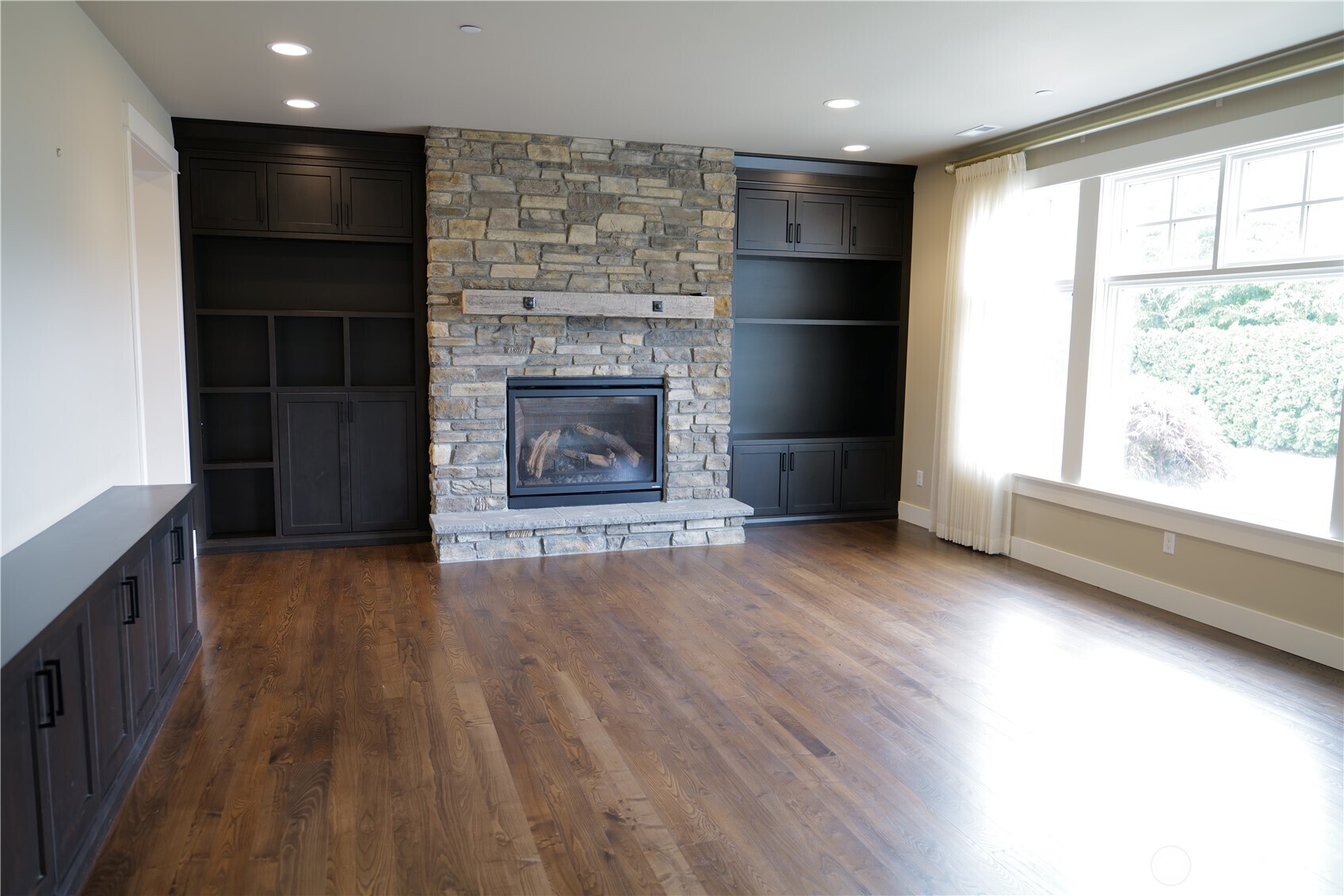 9723 NE 13th Street Clyde Hill WA 98004