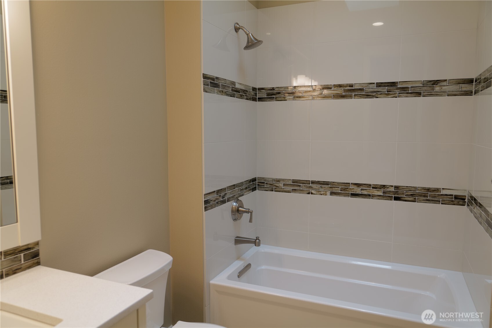 9723 NE 13th Street Clyde Hill WA 98004