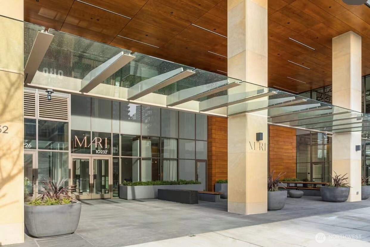 10232 10th Street Bellevue WA 98004