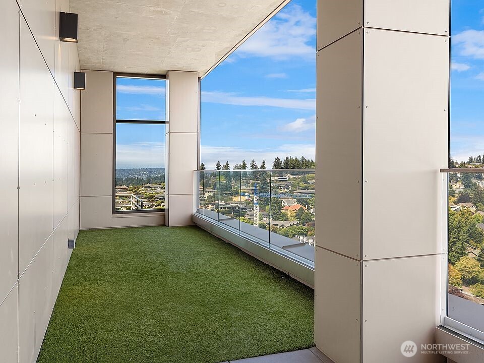 10232 10th Street Bellevue WA 98004