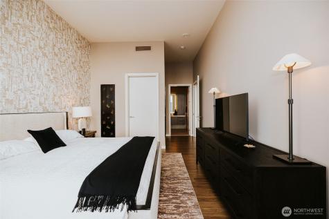 1340 4th Avenue Seattle WA 98101