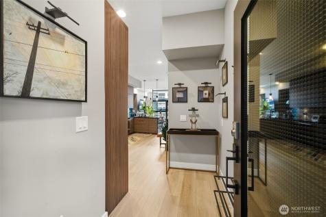 615 E Pike Street Seattle WA 98122