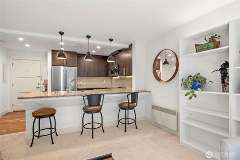 511 100th Avenue NE Bellevue WA 98004