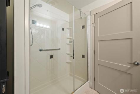 511 100th Avenue NE Bellevue WA 98004