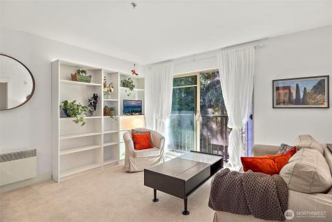 511 100th Avenue NE Bellevue WA 98004