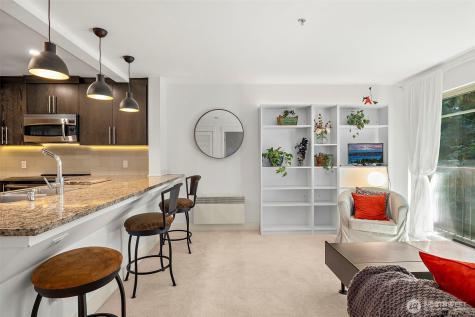 511 100th Avenue NE Bellevue WA 98004