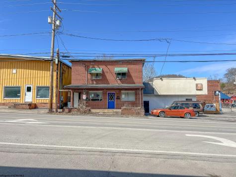 7 S Lewis Street Glenville WV 26351