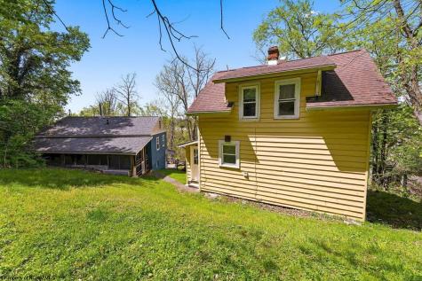 1024 Cayton Street Morgantown WV 26505
