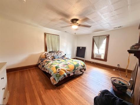 128 Coleman Avenue Clarksburg WV 26301