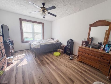128 Coleman Avenue Clarksburg WV 26301