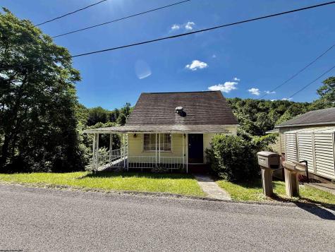 313 Thomas Avenue Nutter Fort WV 26301