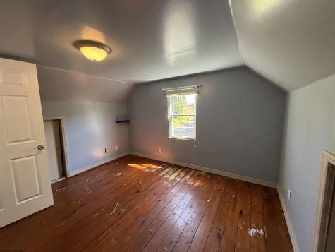 313 Thomas Avenue Nutter Fort WV 26301