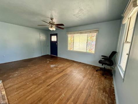 313 Thomas Avenue Nutter Fort WV 26301
