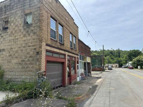 99 Scotts Run Road Osage WV 26543