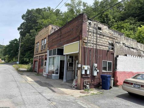 99 Scotts Run Road Osage WV 26543