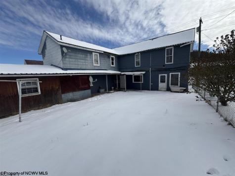 124 Chestnut Street Weston WV 26452