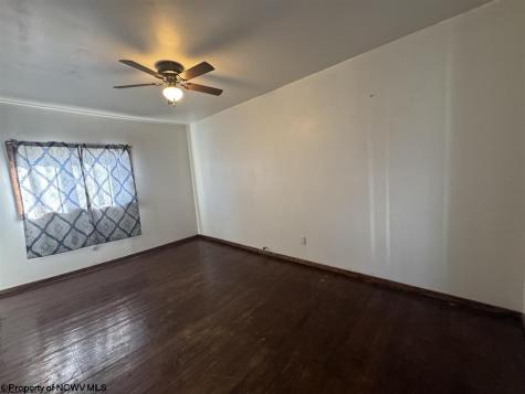 124 Chestnut Street Weston WV 26452