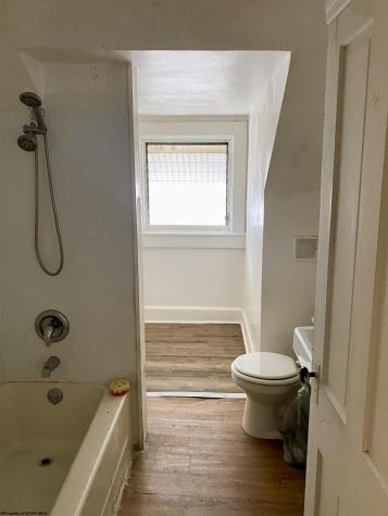 605 Walnut Avenue Fairmont WV 26554