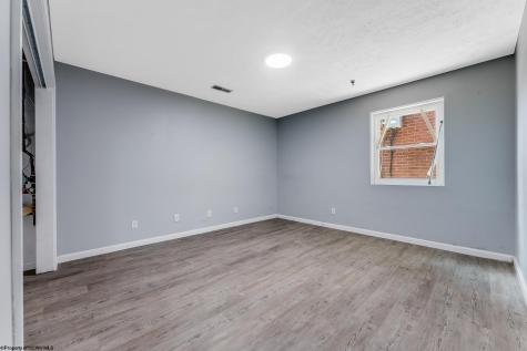 471 Dallas Street Morgantown WV 26505
