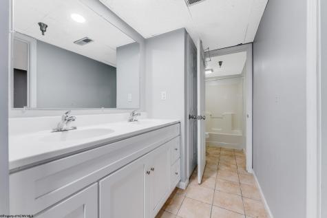 471 Dallas Street Morgantown WV 26505
