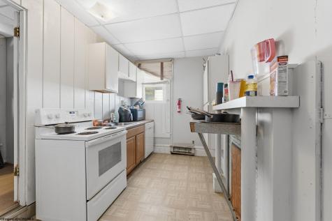 692 Willey Street Morgantown WV 26505