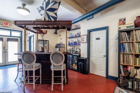 274 East Avenue Thomas WV 26292