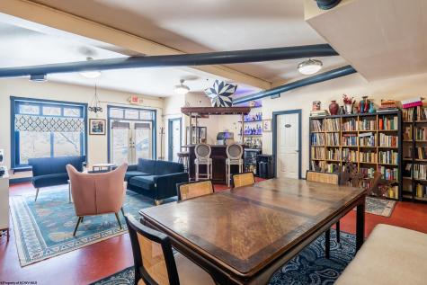 274 East Avenue Thomas WV 26292
