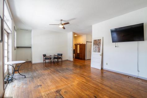 274 East Avenue Thomas WV 26292