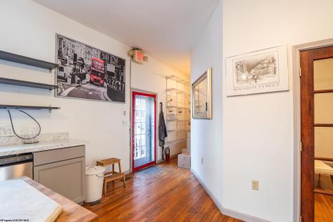 274 East Avenue Thomas WV 26292