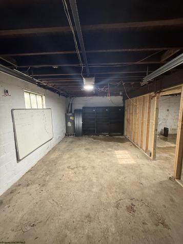 716 Husky Highway Barrackville WV 26559