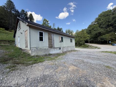 716 Husky Highway Barrackville WV 26559