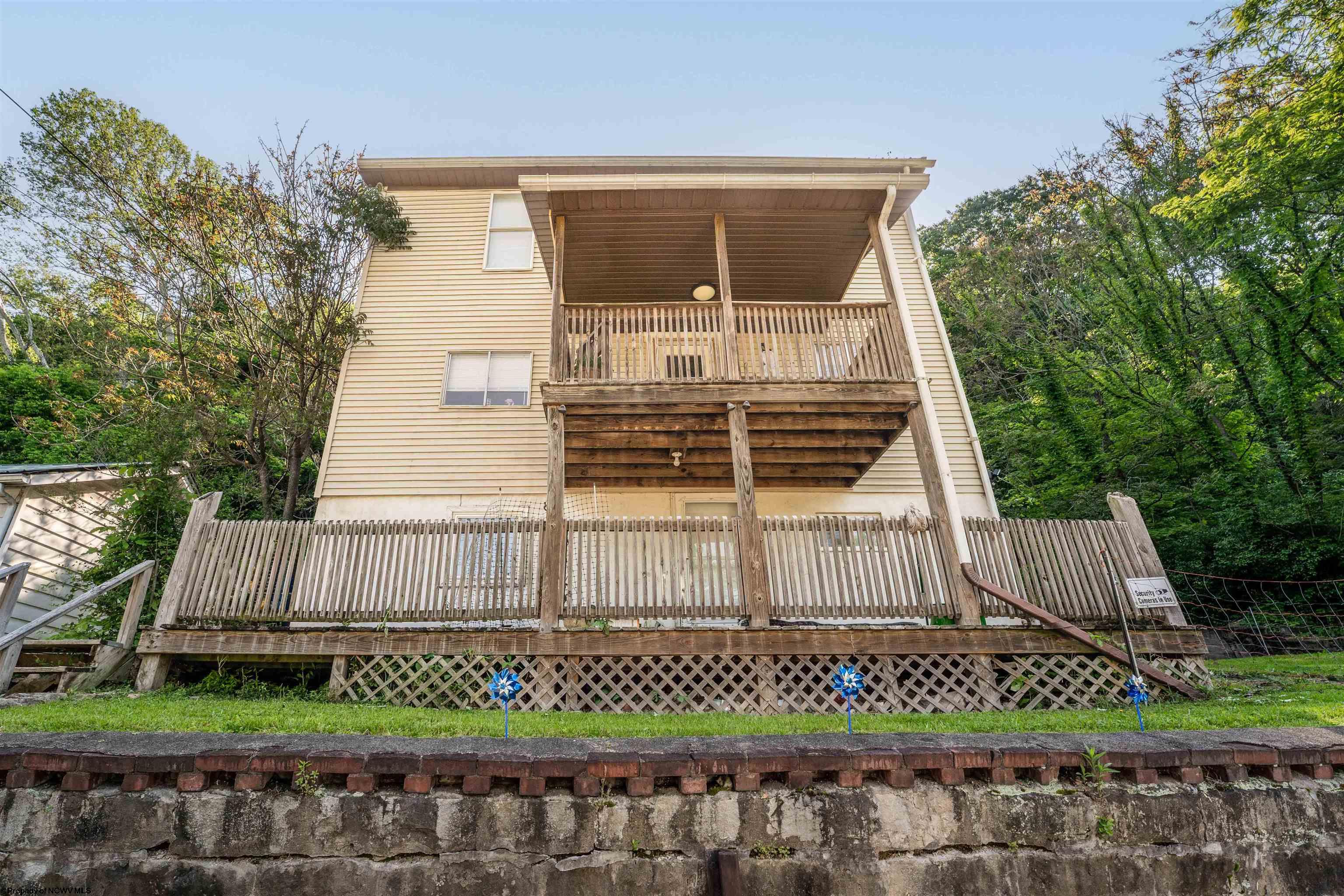 1951 Listravia Avenue Morgantown WV 26505