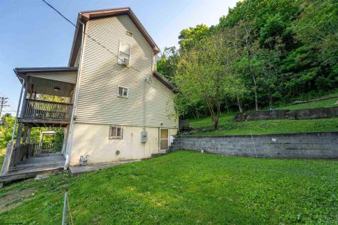 1951 Listravia Avenue Morgantown WV 26505