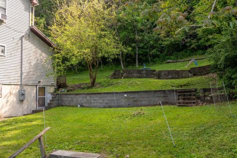 1951 Listravia Avenue Morgantown WV 26505