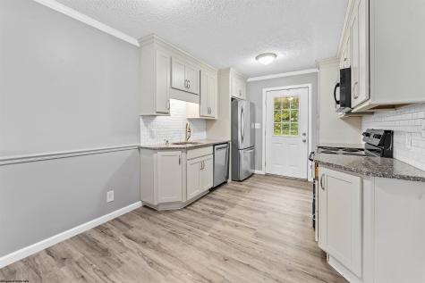 784 Alpine Street Morgantown WV 26501
