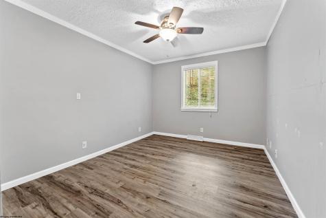 784 Alpine Street Morgantown WV 26501