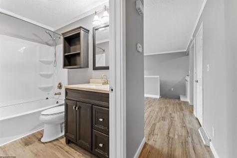 784 Alpine Street Morgantown WV 26501