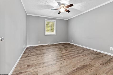 784 Alpine Street Morgantown WV 26501