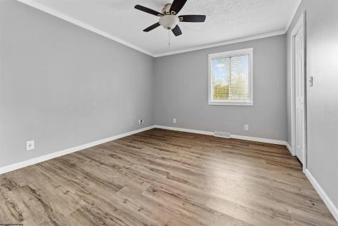 784 Alpine Street Morgantown WV 26501