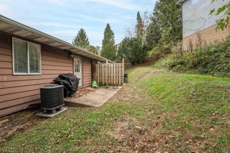 784 Alpine Street Morgantown WV 26501