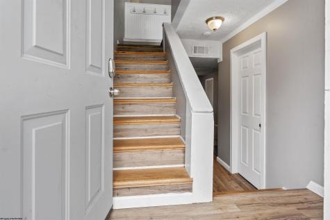 784 Alpine Street Morgantown WV 26501