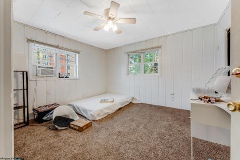 459 Dallas Street Morgantown WV 26505