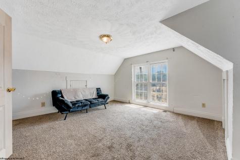 459 Dallas Street Morgantown WV 26505